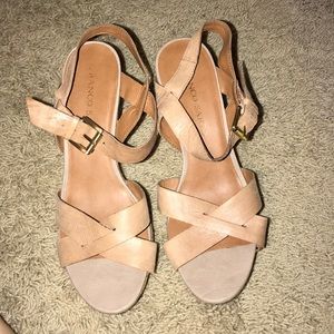 nude wedges
